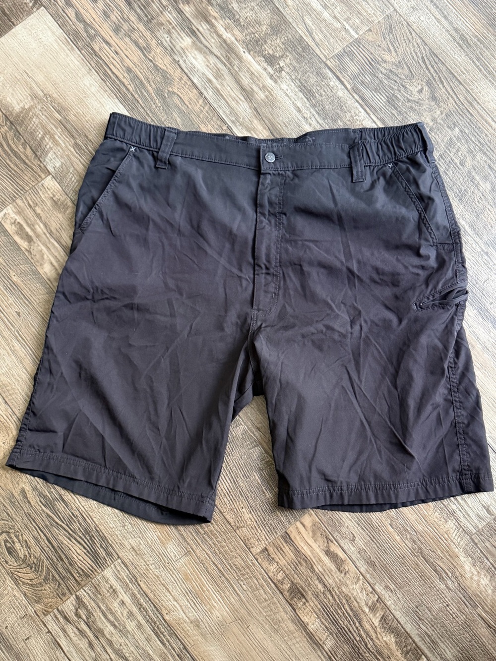 Wrangler Men's Black Flat Front Shorts